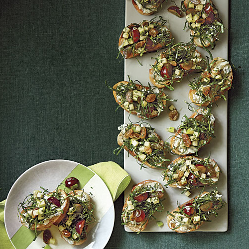 Kale Crostini with Blue Cheese and Grape-Apple Relish